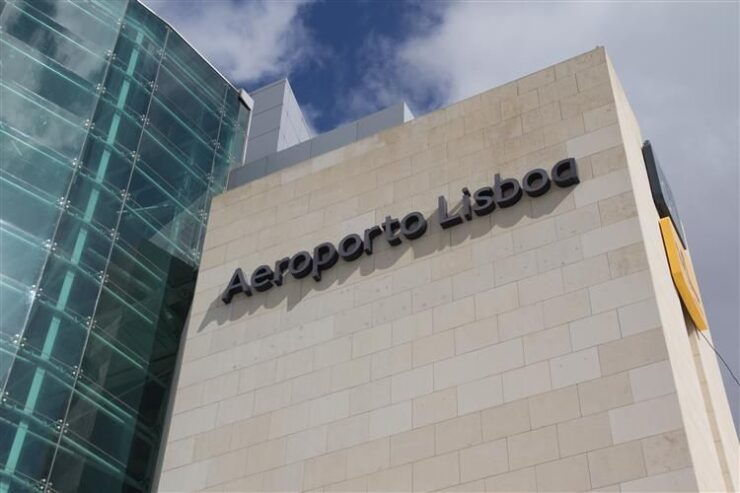 Private Transfer From/To Lisbon Airport - Booking Information