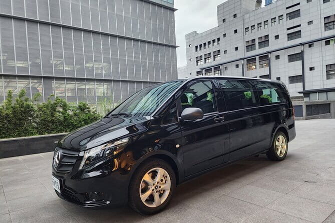 Private Transfer from TPE-Taoyuan int. Airport to Taipei City - Vehicle Options and Comfort