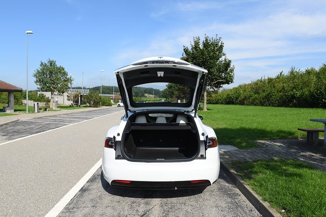 Private Transfer From Val-Disere, France to Geneva Airport - Pricing and Guarantee