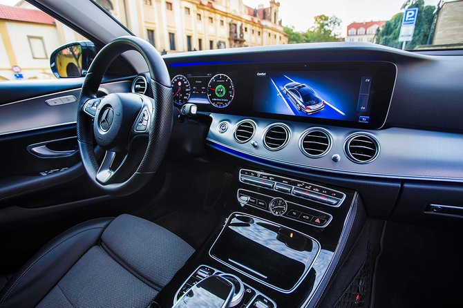 Private Transfer From Vienna to Prague via Bratislava - Customer Reviews Overview