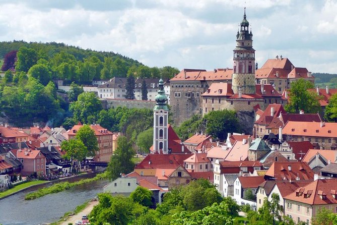Private Transfer From Vienna to Prague With a Stopover in Cesky Krumlov - Book Your Memorable Journey Today