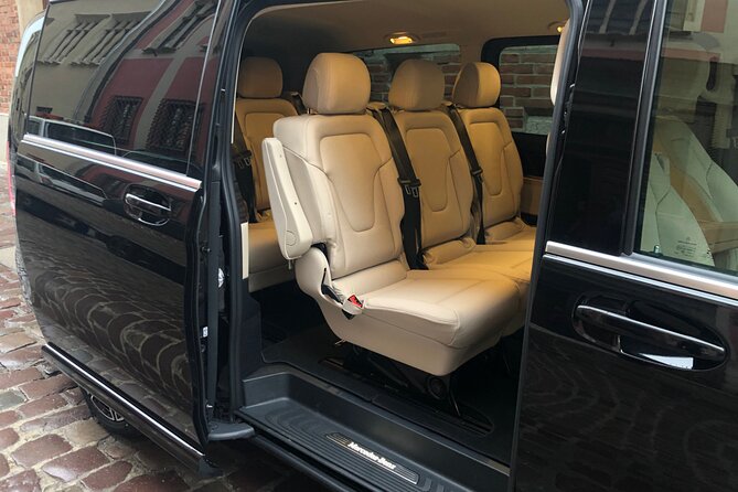 Private Transfer From Warszawa to Krakow - Booking Information
