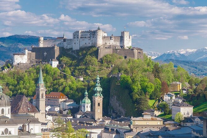 Private Transfer From Zurich to Salzburg With a 2 Hour Stop - Pricing and Group Size