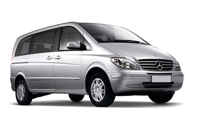 Private Transfer From Zvartnots International Airport to the Hotels of Yerevan - Meeting and Pickup