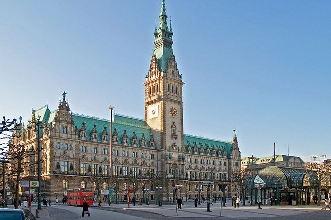 Private Transfer: Hamburg or Airport HAM to Kiel Cruise Port - Booking Confirmation and Accessibility