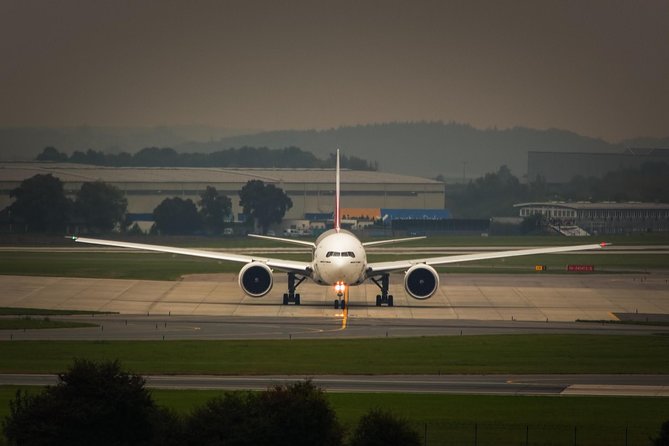 Private Transfer: Heathrow Airport to Gatwick Airport Arrival or Departure Transfer - Included Services