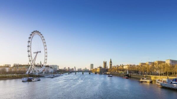 Private Transfer: Heathrow to Southampton Port + London Tour - Arrival at Southampton Port