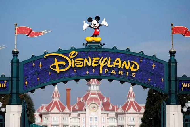 Private Transfer in a Luxury Mercedes From DISNEYLAND PARIS to PARIS With Cab-Bel-Air - Inclusions and Amenities Provided