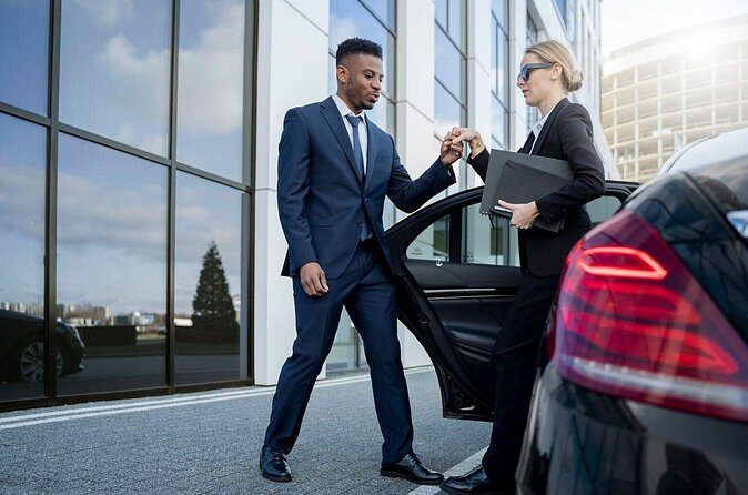 Private Transfer in a Luxury Vehicle to and/or from AUS Airport - FAQs