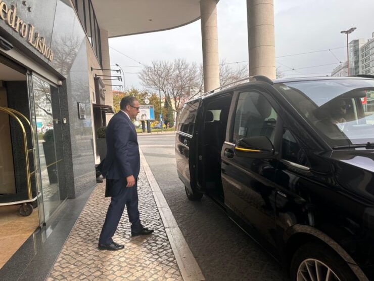Private Transfer in Lisbon to Cascais/Sintra/Caparica - Booking Details