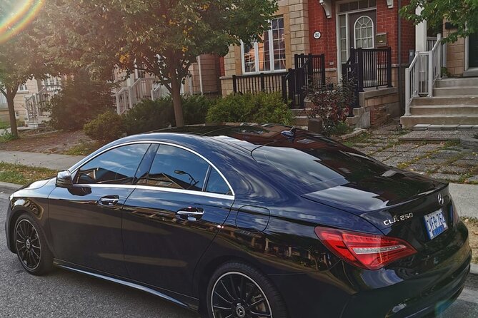 Private Transfer in Ontario - Meeting and Pickup