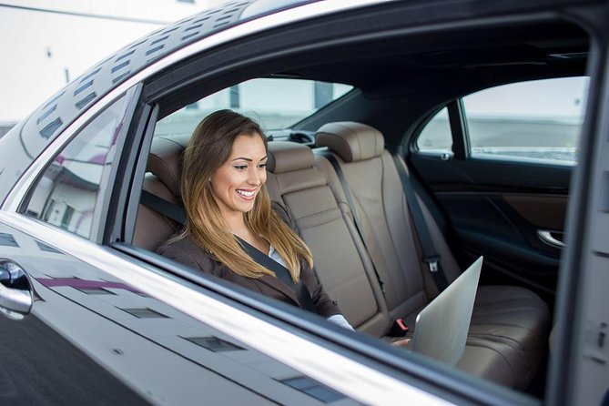 Private Transfer in Vehicle From Tulum to Cancun Airport - Accessibility and Duration