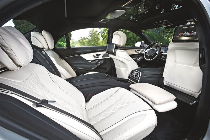 Private Transfer: Johannesburg to Tambo Airport JNB in Luxury Car - Booking Confirmation and Accessibility