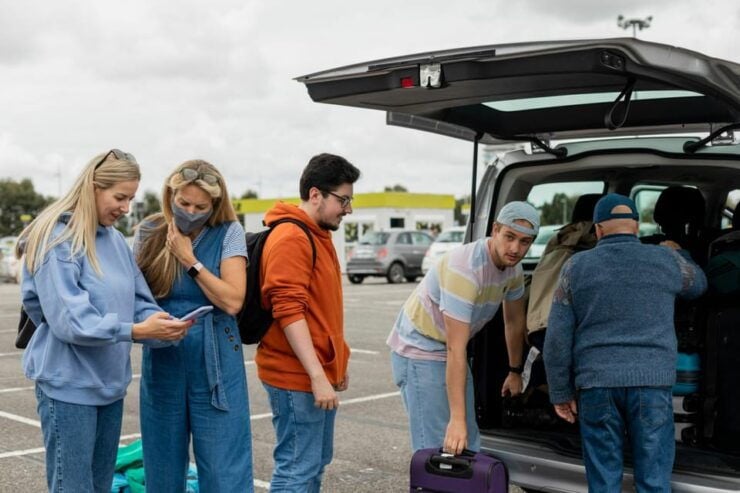 Private Transfer: KEF To/From Skarfabakki Cruise Terminal - Seamless Door-to-Door Transfers