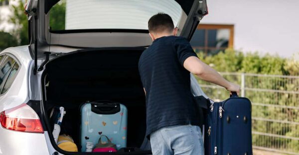 Private Transfer: KEF To/From Skarfabakki Cruise Terminal - Inclusions and Pricing