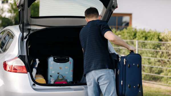 Private Transfer: KEF To/From Skarfabakki Cruise Terminal - Customer Coordination and Support