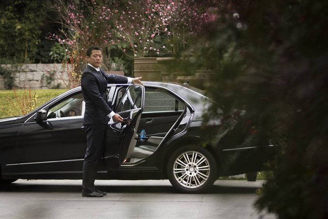 Private Transfer: Kuala Lumpur International Airport to KL Hotel - Accessibility and Requirements
