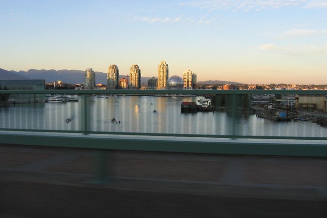 Private Transfer, Langley, BC to Vancouver International Airport-VIP SUV - Overview and Inclusions
