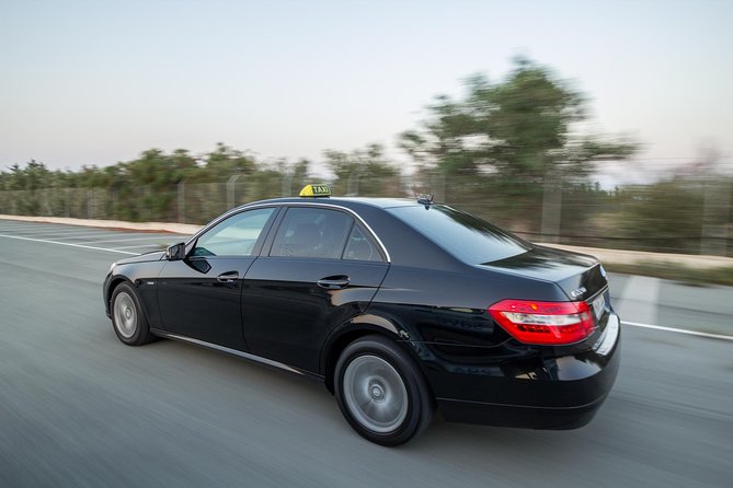 Private Transfer: Larnaca Airport to Ayia Napa With Return 1-14 Pax - Meeting and Pickup Information