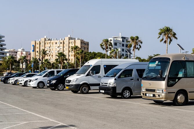 Private Transfer: Larnaca Airport to Larnaca District 1-14 Pax - Meeting Point Details