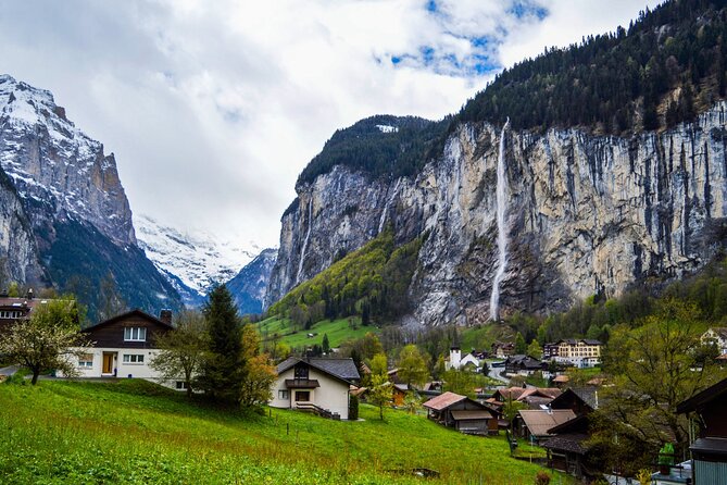 Private Transfer: Lauterbrunnen or Grindelwald to Zurich Airport ZRH - The Sum Up