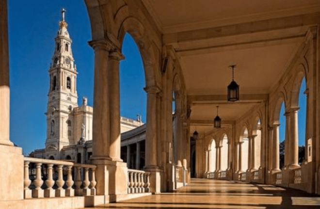 Private Transfer Lisboa-Porto and Vice-Versa With 2 Stops - Pricing and Duration