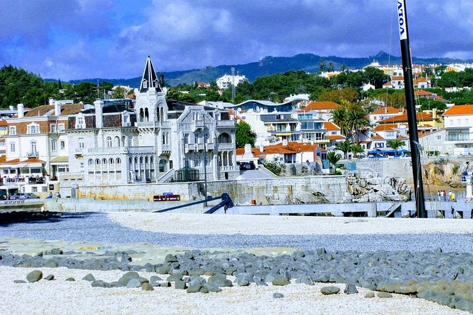 Private Transfer Lisbon Airport - Cascais - Convenient Airport Pickup Options