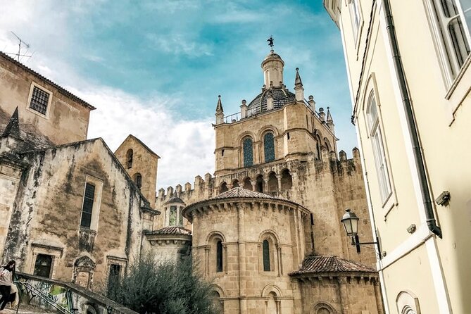 Private Transfer Lisbon to Coimbra - Date and Traveler Selection