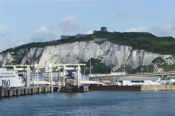 Private Transfer London Heathrow Airport to Southampton Port - The Sum Up