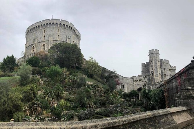 Private Transfer - London to / From Windsor - Inclusions and Additional Charges