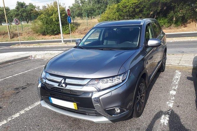 Private Transfer: London to London Luton Airport (LTN) - Additional Information and Restrictions