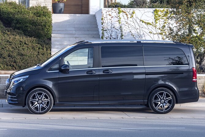 Private Transfer: London to Luton Airport LTN by Luxury Van - Additional Information
