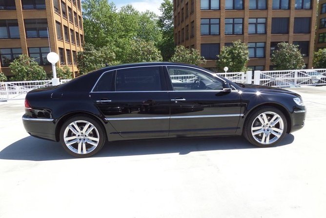 Private Transfer: Marseille to Marseille Provence Airport (MRS) - Pricing and Booking