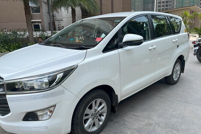 Private Transfer Mumbai Airport by Innova Crysta - The Reality: Reviews and Real-Life Experiences