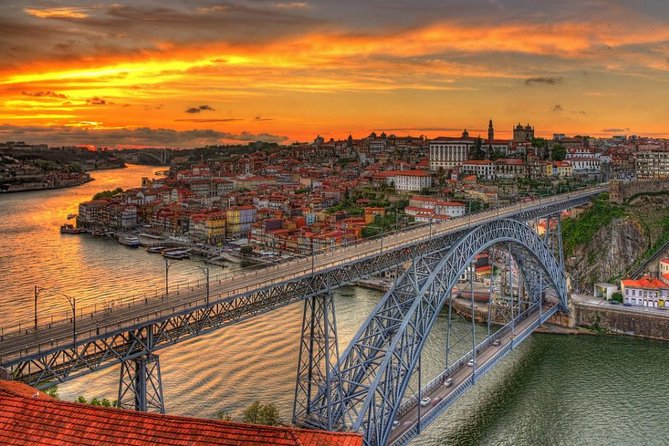 Private Transfer One Way From Lisbon to Porto (Mercedes-Benz Executive Vehicle) - Vehicle Features