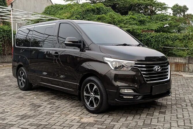 Private Transfer Papeete Urban Area to Tahiti Airport PPT by Van - Good To Know