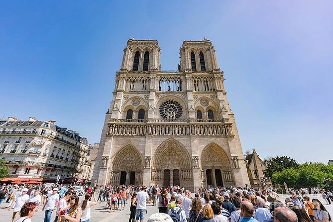 Private Transfer: Paris Airport CDG to Paris City in Two Vans - Location and Directions