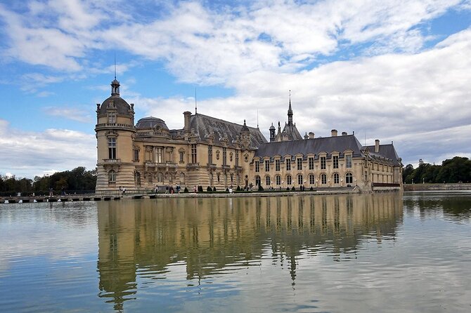Private Transfer Paris Charles De Gaulle Airport to Chantilly - Select Date and Travelers
