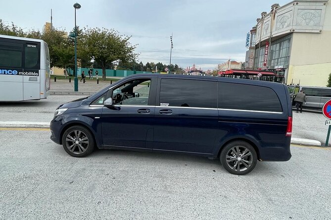 Private Transfer Paris Round Trip Charles De Gaulle Airport - Vehicle and Amenities