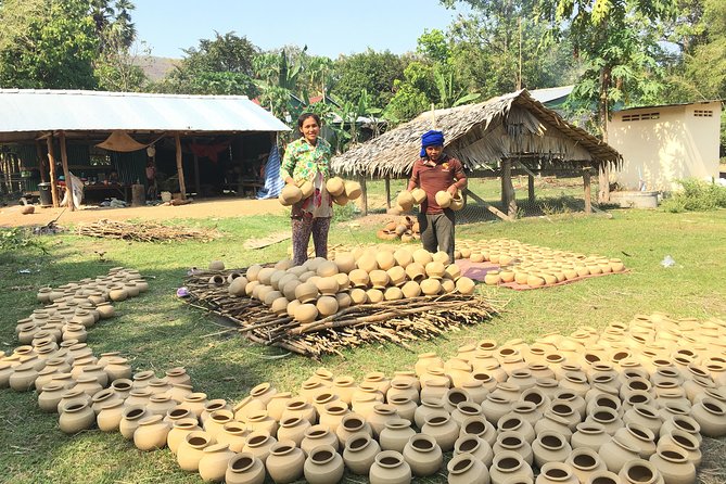 Private Transfer Phnom Penh - Battambang Plus Stop Sightseeing - Kampong Chhnang Stop