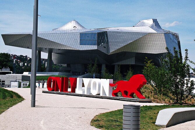 Private Transfer: Port of LYON to Lyon Airport LYS in Luxury Van - Questions and Support