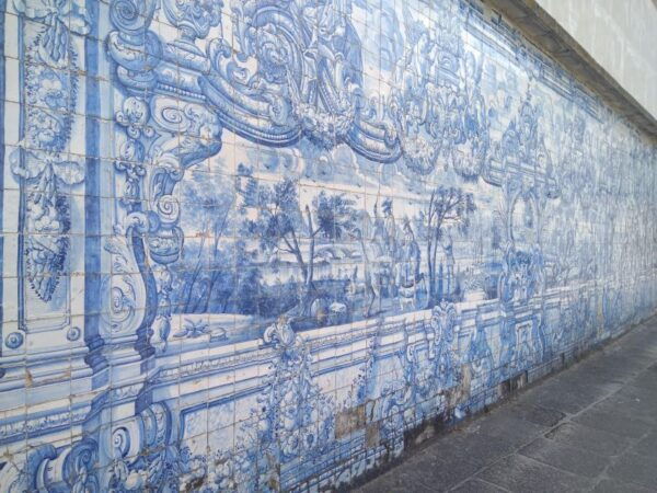 Private Transfer Porto To/From Lisbon + Attractions Stops - The Sum Up