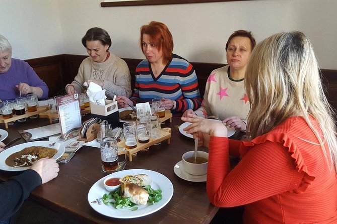 Private Transfer Prague to Passau or Passau to Prague With Stop in Cesky Krumlov - Transfer Details