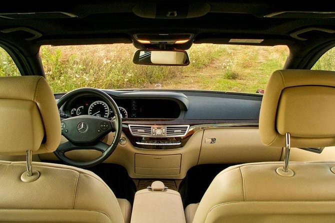 Private Transfer: Prague to Vienna - Service Description