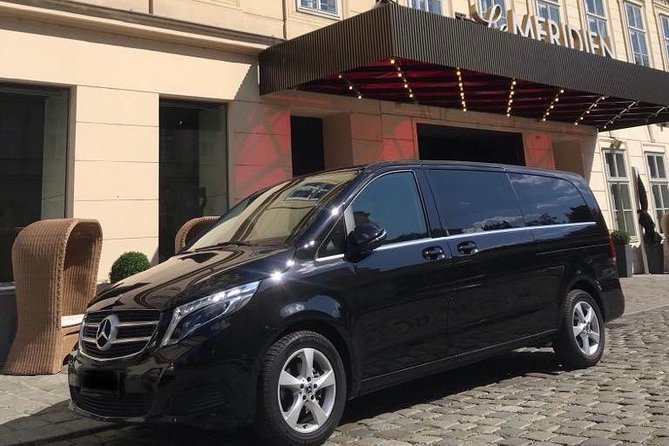 Private Transfer Prague to Vilshofen With Stop in Cesky Krumlov - Additional Information