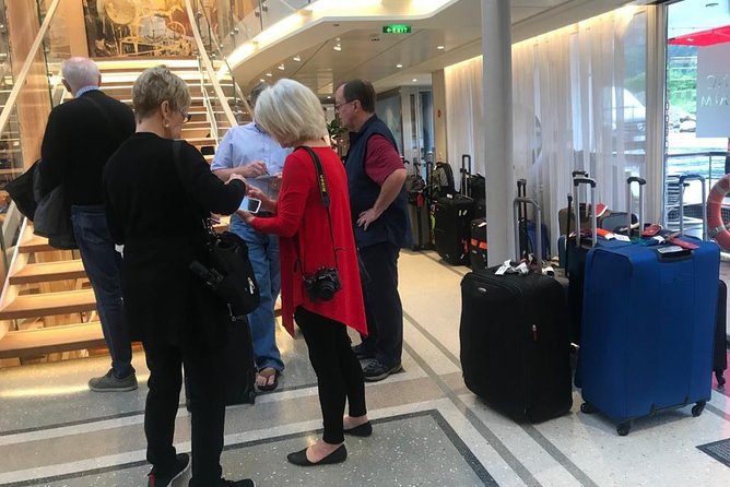 Private Transfer Prague to Vilshofen With Stop in Cesky Krumlov - Option for Cesky Krumlov Stop