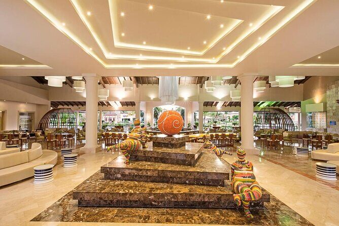 Private Transfer Punta Cana Airport to from Ocean Blue and Sand - Good To Know  