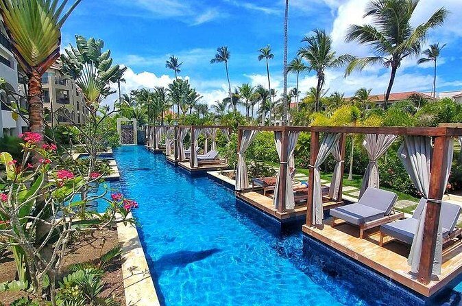 Private Transfer Punta Cana Airport to/from Secrets Royal Beach - The Sum Up