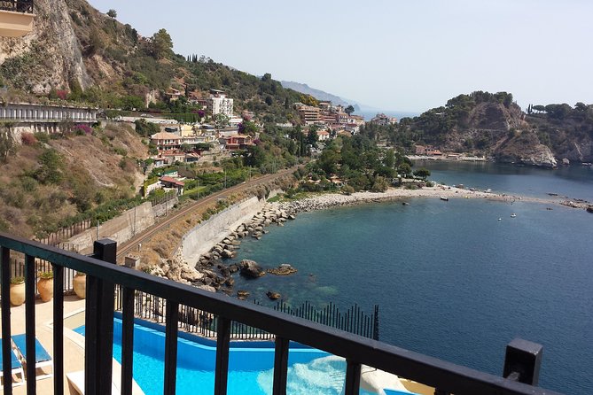 Private Transfer Round Trip Catania Airport Taormina Giardini Naxos Letojanni - Service Overview