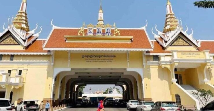 Private Transfer Siem Reap to Poipet Thailand Border - Key Points